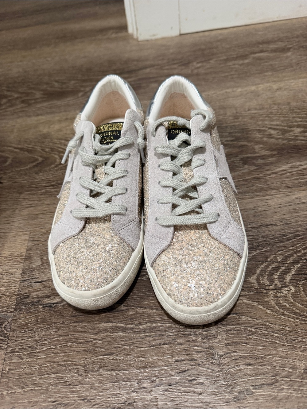 Vintage Havana Glitter Low-Top Sneakers in Light Pink and Gold - Picture 1 of 3